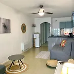 Studio A 100 M De La Plage, Ideal Famille, Parking Prive