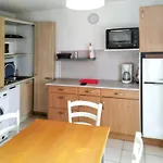 Charmante Maison Proche Des Plages De Le Barcares Piscine Partagee