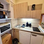 Charmant 2 Pieces Pour 4 Personnes Avec Balcon En Plein Coeur De Modane, 25M² - Fr-1-265-205