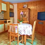 Studio Cosy A Les Gets Avec Vue Montagne 25 M² & Jardin Inclus