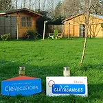 Gite Les Chalets Du Fliers Verton Meubles De Tourisme Classes 2 Etoiles