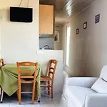 Studio Charmant Avec Vue Sur Mer A Marseille 25 M²
