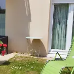 Appartement Charmant A Carentan Les Marais 40 M² Avec Terrasse