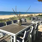 Grand Appartement Face A La Mer