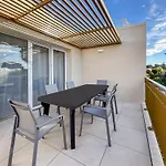 Grande Terrasse & Parking - A Vias