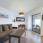 A 50M De La Plage, Appartement Pour 6, Vue Mer