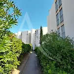 T3 Moderne, Vue Mer Et Parking