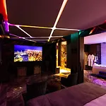 Krystalisya Room Suite Spa Privatif Sauna Jacuzzi Siege Massant