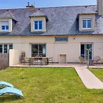 4 Bedroom Beautiful Home In Cancale