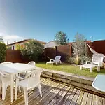 Stunning Home In Royan With Wifi