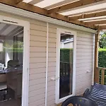 D&S Cotttage