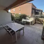 Charmant Pavillon 5 Pers Avec Clim Et Terrasse En Residence Avec Piscine - Fr-1-781-85