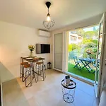 T2 - Acces Plage - Balcon Et Parking Prive
