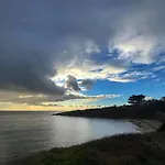 Maison De Famille En Bord De Mer