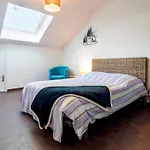 Maison Spacieuse A 800M Plage, Jardin, Animaux Admis, Parking, Wifi - Fr-1-306-1294