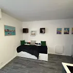 Studio Equipe Pour 2 Personnes Port Olonna