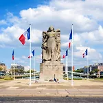 Le Nid De Notre-Dame - Parking