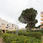 As20399 - P2 Centre Ville Avec Parking Privatif Dans Une Residence A 150M De La Plage