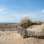 As21116 - P2 Centre Ville Dans Une Residence A 200M De La Plage