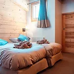Superbe Chalet 5 Chambres Avec Cheminee Et Acces Privatif A Avoriaz - Fr-1-314-161