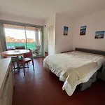 Studio Avec Terrasse, Parking A 170M De La Plage - Fr-1-309-463