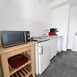 Studio So Wood Lumineux Avec Vue Degagee