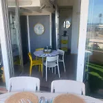 Studio Vue Splendide Sur Mer Et Port
