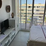 Charmant T2 Proche Plage Centre, Terrasse Vue Mer, Climatise 4Cara63