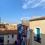 Art Et Poesie, 200M Des Halles, Coeur De Ville