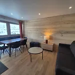 Confort Moderne: Appart 6 Pers, Balcon, Wifi, Pied Des Pistes - Fr-1-502-592