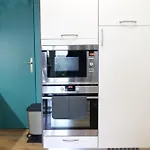 Appartement Avec Piscine Commune - Quartier Pironniere - 4 Personnes
