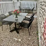 La Villa Saint Louis