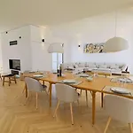 Villa De Luxe Avec Piscine Au Centre De La Couarde