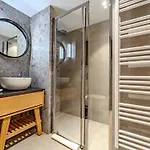 Appartement Familial A Meribel Avec Services Sur Mesure - Fr-1-613-130