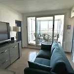 Appartement Avec Vue Imprenable Sur La Mer Et Le Lydia 5Est106