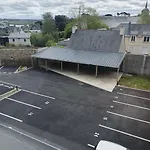 Quiet Duplex In Historic Town Centre