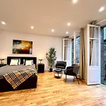 Superbe Grand Studio Avec Balcon Intra-Muros
