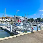 Appartement Lumineux Avec Loggia, Proche Plage Et Commerces - Fr-1-746-24