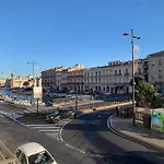 T3 Renove Climatise Avec Balcon Et Wifi Au Coeur De Sete - Fr-1-338-595