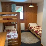 Large Duplex Apartment 8 Persons
