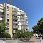 Studio Moderne 2* Avec Balcon, Centre St Palais, Parking Securise - Fr-1-738-38
