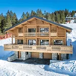 Superbe Demi-Chalet Ski-In/Ski-Out Avec Cheminee, Terrasse Et Parking Prive A La Clusaz - Fr-1-459-239