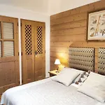 Location Luxe Avec Piscine, Spa, Parking Et Wifi - Fr-1-461-12