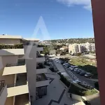 1 Chambre, Dernier Etage Avec Asc, Clim, Res Avec Piscine
