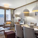 Appartement Elegant Avec Acces Facile Aux Pistes, Parking Et Salle De Fitness - Fr-1-562-23
