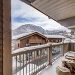 Appartement Spacieux Avec Sauna, Parking Et Wifi A Courchevel - Fr-1-562-12