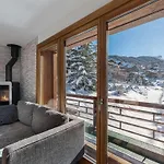 Chalet Mitoyen A Courchevel Moriond, 4 Chambres, 8 Personnes, Ski Aux Pieds, Parking, Services Inclus - Fr-1-563-104