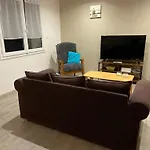 Appartement Charmant A Frehel, Grand Jardin.B