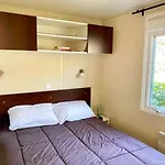 Camping 5 Etoiles - Piscine - Eeaibb