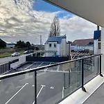 Charmant Appartement Proche Plage Avec Balcon Et Parking Prive - Fr-1-465-123